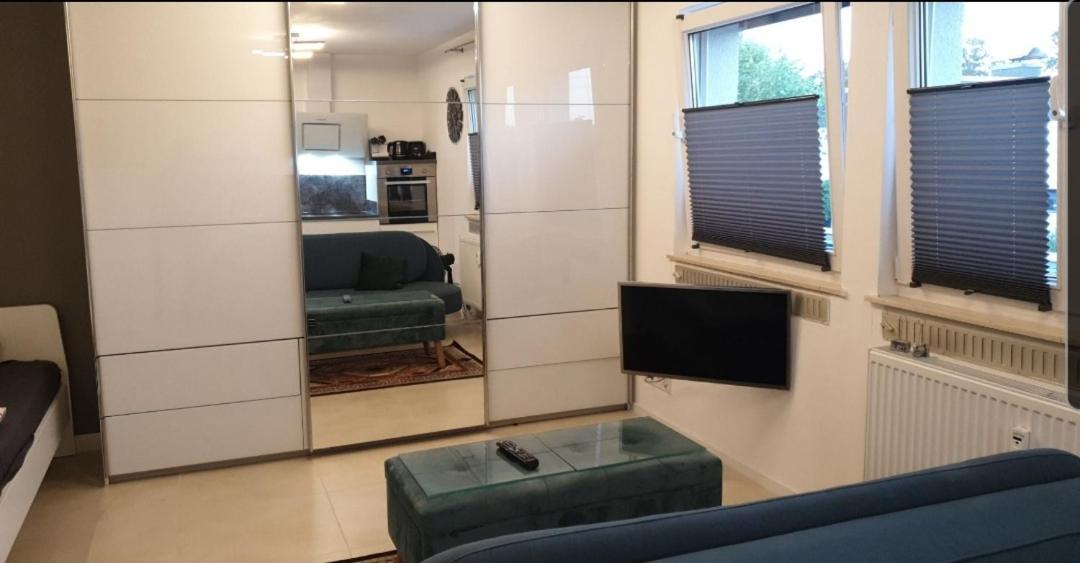 Apartment Mit Schoener, Moderner Einrichtung Colónia Exterior foto